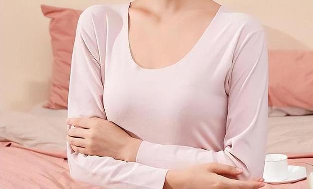 女子退穿半年的内衣;女子退穿半年的内衣视频播放