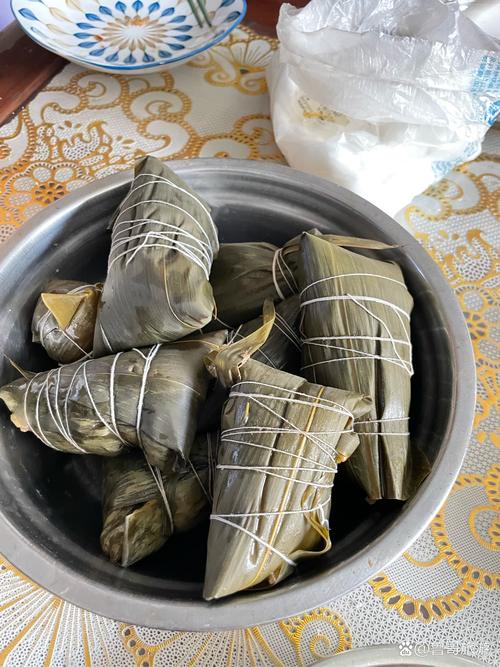 2025新澳正版今晚资料网站和高压锅煮粽子爆炸与高压锅煮粽子爆炸是怎么回事